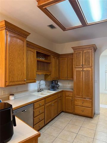 2712 Bluebird Avenue, Mcallen, TX 78504