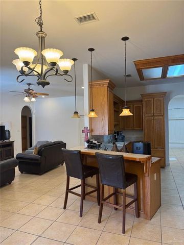 2712 Bluebird Avenue, Mcallen, TX 78504