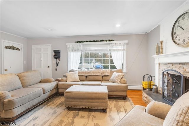 1 Sanders Ct, West Milford Twp., NJ 07480