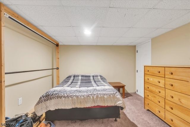 1 Sanders Ct, West Milford Twp., NJ 07480