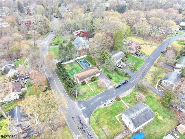 1 Sanders Ct, West Milford Twp., NJ 07480