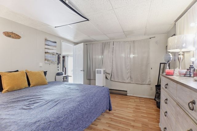 39 Groton St, Springfield, MA 01129