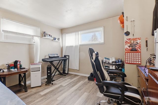 39 Groton St, Springfield, MA 01129