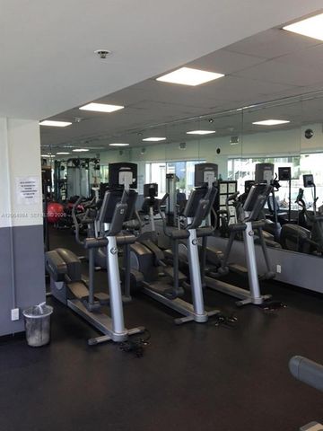 100 Lincoln Road 1541, Miami Beach, FL 33139