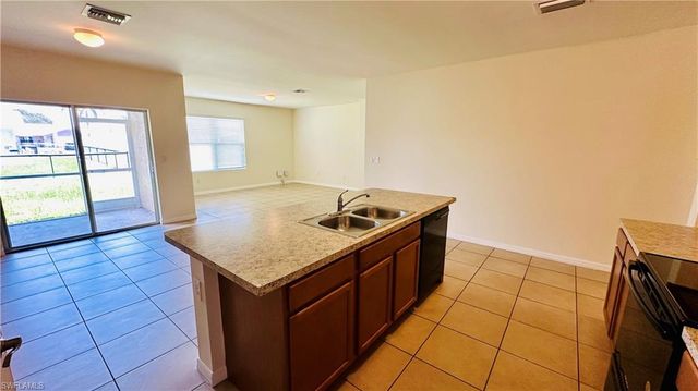 4417 SW 15th PL, Cape Coral, FL 33914