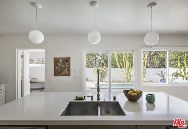 11534 Laurelcrest Drive, Studio City (los Angeles), CA 91604