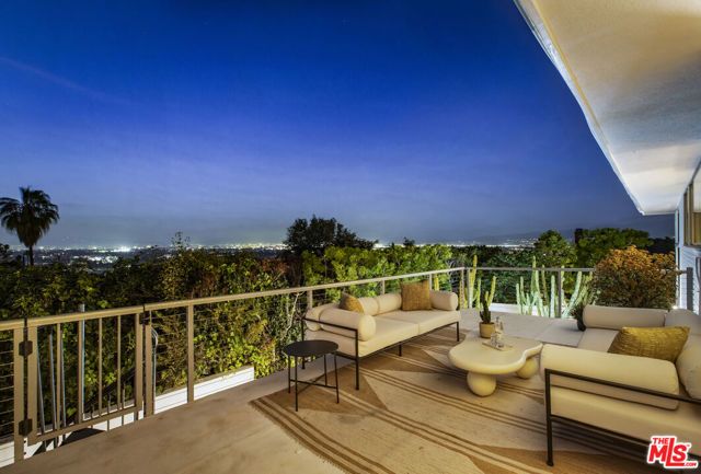 11534 Laurelcrest Drive, Studio City (los Angeles), CA 91604