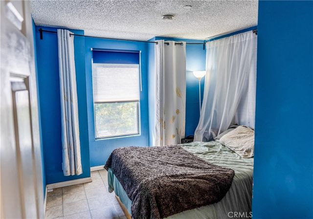 300 E Chestnut 300Q, Santa Ana, CA 92701