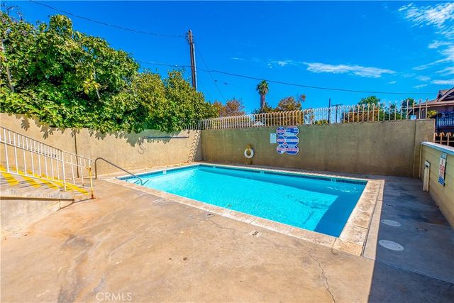 300 E Chestnut 300Q, Santa Ana, CA 92701