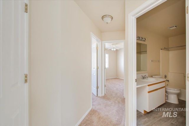 5856 N Cobbler Lane, Boise, ID 83703