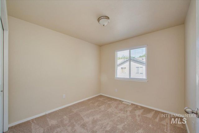 5856 N Cobbler Lane, Boise, ID 83703