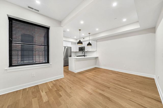 5 Garden 3, Boston, MA 02113