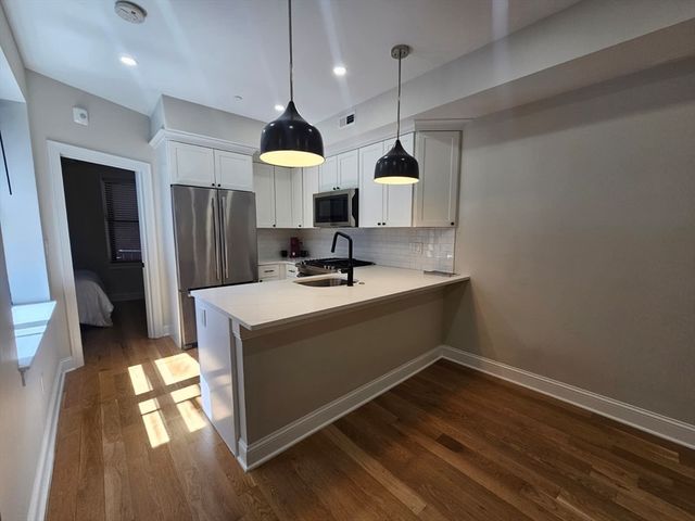 5 Garden 3, Boston, MA 02113