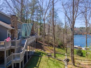 82 Avisco Road, Robbinsville, NC 28771