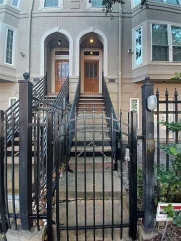 1321 Woodhead Street, Houston, TX 77019