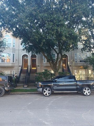 1321 Woodhead Street, Houston, TX 77019