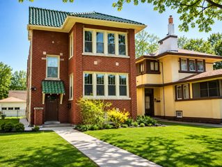 414 S Harvey Avenue 2, Oak Park, IL 60302