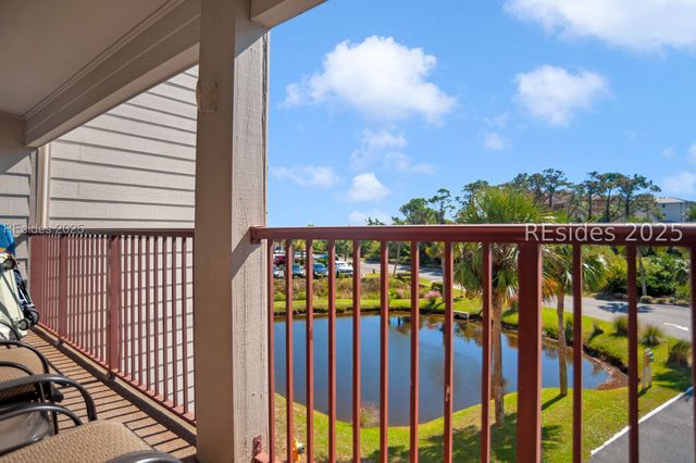 40 Folly Field Road 225, Hilton Head Island, SC 29928