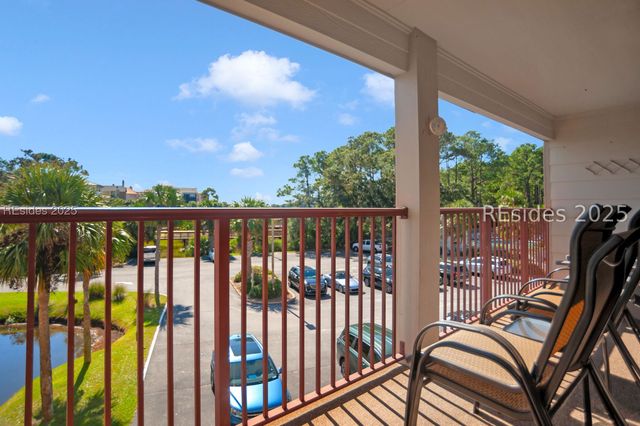 40 Folly Field Road 225, Hilton Head Island, SC 29928