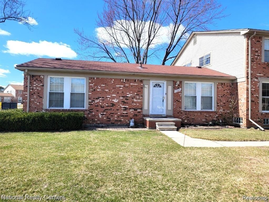 35270 Terrybrook Drive, Sterling Heights, MI 48312