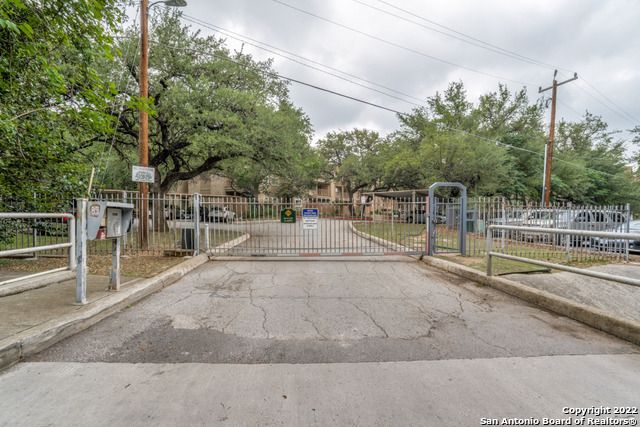 4119 Medical Dr Apt C303, San Antonio, TX 78229
