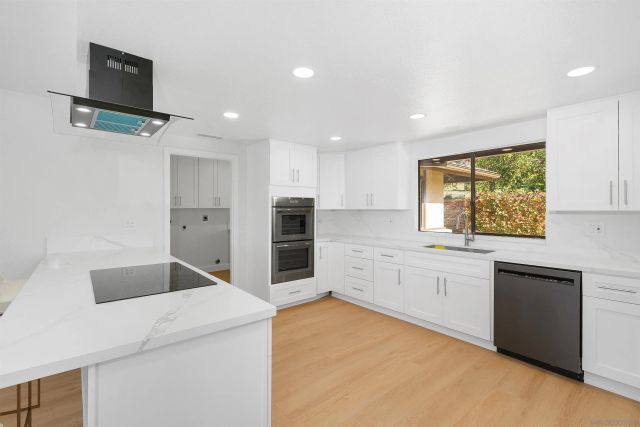 363 Tumble Creek Ln, Fallbrook, CA 92028