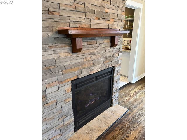 1011 INGERSOLL St, Coos Bay, OR 97420