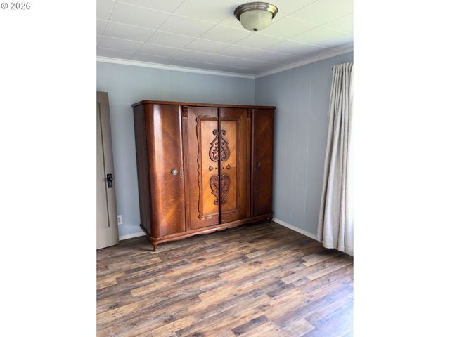 1011 INGERSOLL St, Coos Bay, OR 97420