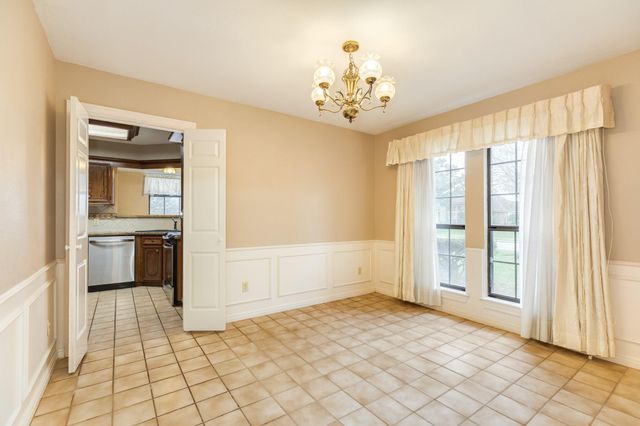 212 Any Way Street, Lake Jackson, TX 77566