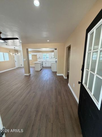 6632 N 60TH Avenue, Glendale, AZ 85301