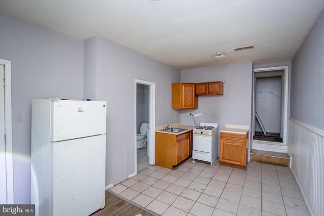 2017 ORTHODOX ST, Philadelphia, PA 19124