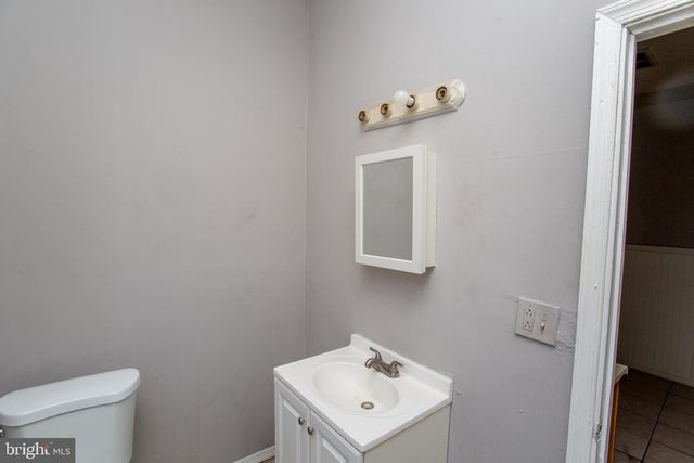 2017 ORTHODOX ST, Philadelphia, PA 19124