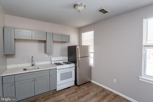 2017 ORTHODOX ST, Philadelphia, PA 19124