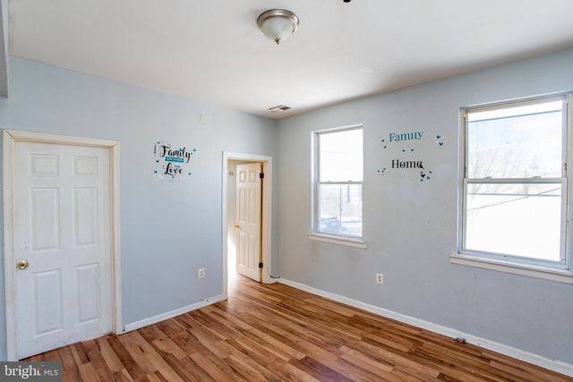 2017 ORTHODOX ST, Philadelphia, PA 19124