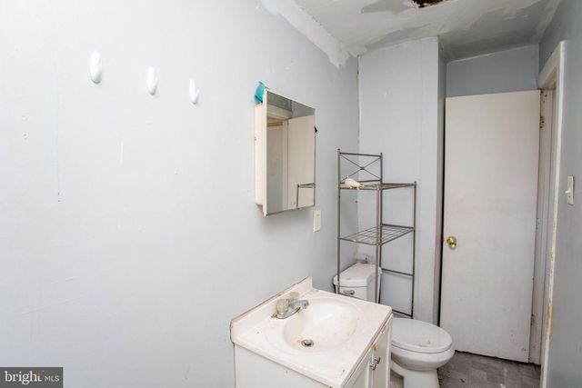 2017 ORTHODOX ST, Philadelphia, PA 19124