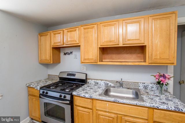 2017 ORTHODOX ST, Philadelphia, PA 19124