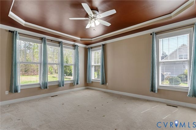 9118 Colonnade Cir, Ashland, VA 23005