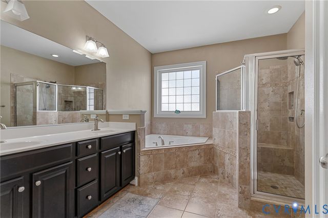 9118 Colonnade Cir, Ashland, VA 23005