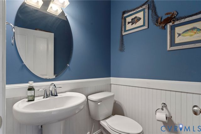 9118 Colonnade Cir, Ashland, VA 23005
