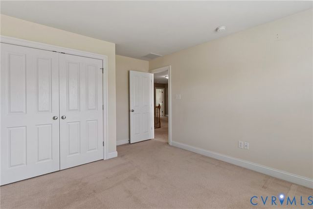 9118 Colonnade Cir, Ashland, VA 23005