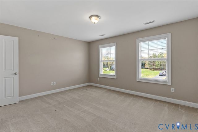 9118 Colonnade Cir, Ashland, VA 23005
