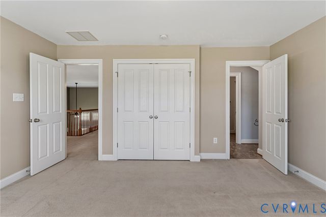 9118 Colonnade Cir, Ashland, VA 23005