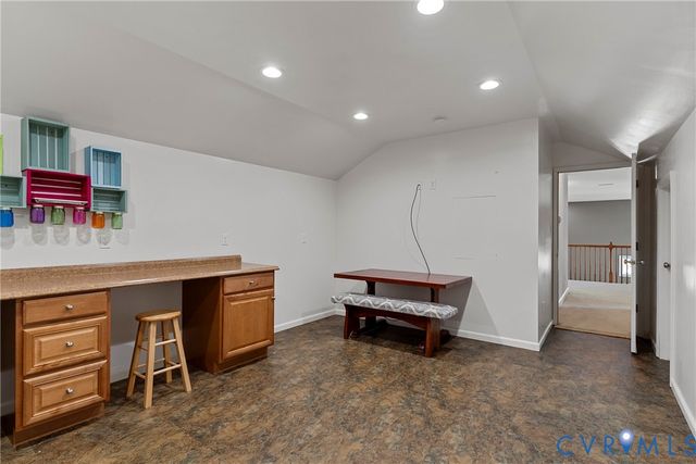 9118 Colonnade Cir, Ashland, VA 23005