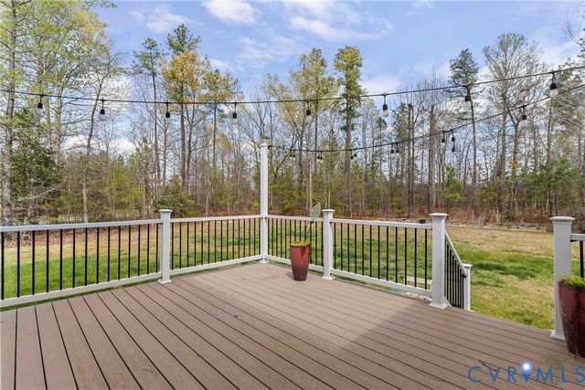 9118 Colonnade Cir, Ashland, VA 23005
