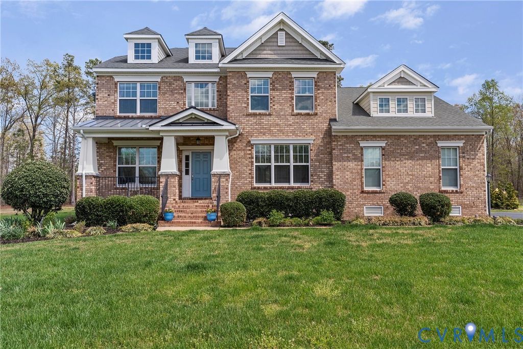9118 Colonnade Cir, Ashland, VA 23005