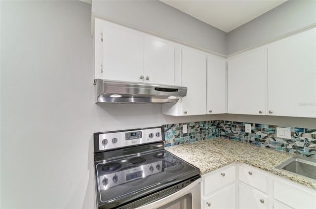 2224 BAHIA VISTA STREET E6, Sarasota, FL 34239