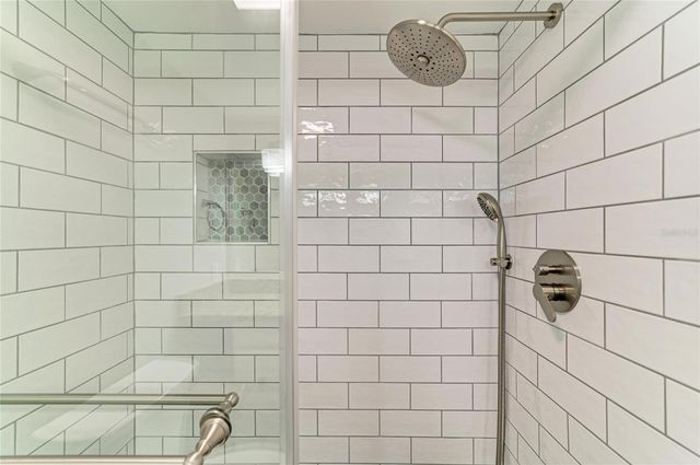 2224 BAHIA VISTA STREET E6, Sarasota, FL 34239