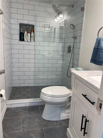 2224 BAHIA VISTA STREET E6, Sarasota, FL 34239