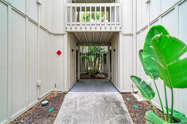 2224 BAHIA VISTA STREET E6, Sarasota, FL 34239