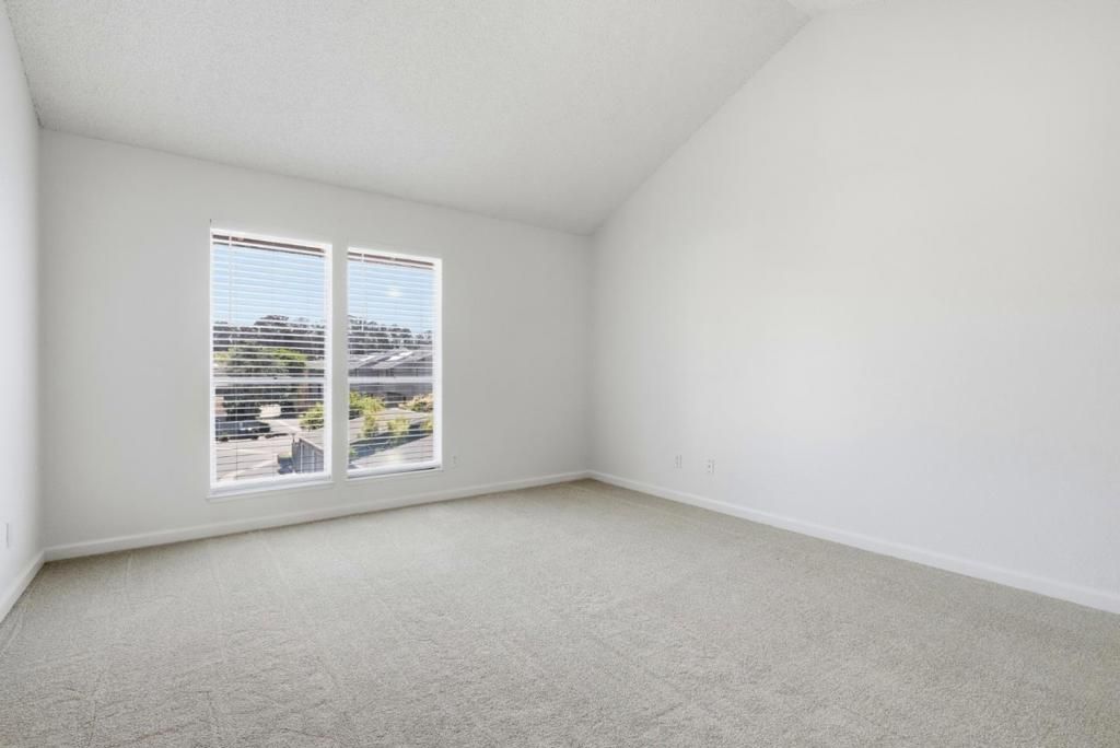 Image 16 of property listing at 995 Via Tornasol, Aptos, CA 95003